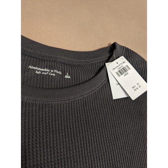 Abercrombie & Fitch Grey Waffle knit Size Large Soft & Cozy NWT - Picture 3 of 5
